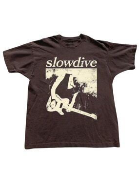 Gildan Slowdive Graphic Band Tee - Brown with Cream Print